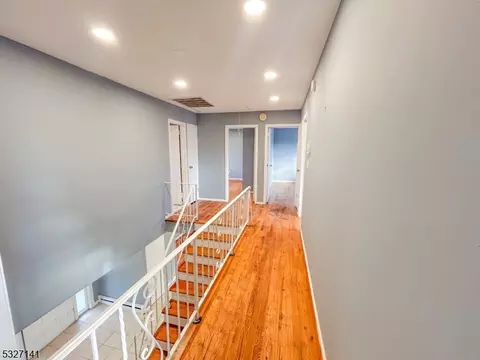 215 Monroe Ave, Edison, NJ 08820 photo 18