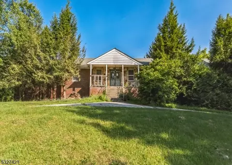 14 Lewisburg Rd, Wantage, NJ 07461