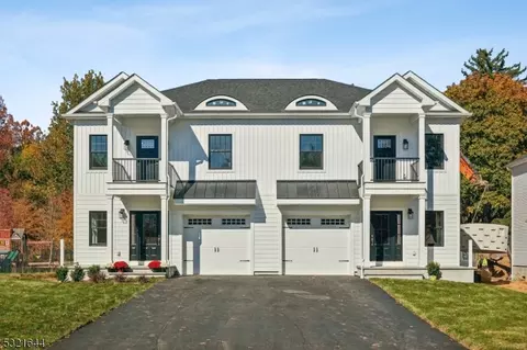6 Riverside Dr, Clinton, NJ 08809