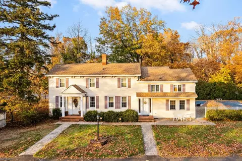 490 Demott Ln, Franklin Twp, NJ 08873