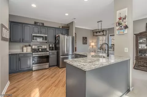 75 Pinehurst Dr, Washington, NJ 07882 photo 7