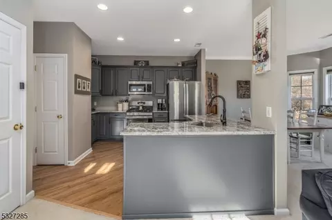 75 Pinehurst Dr, Washington, NJ 07882 photo 6