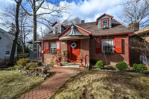 43 Blackburne Ter, West Orange, NJ 07052