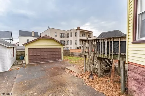 466 Devon St, Kearny, NJ 07032 photo 18