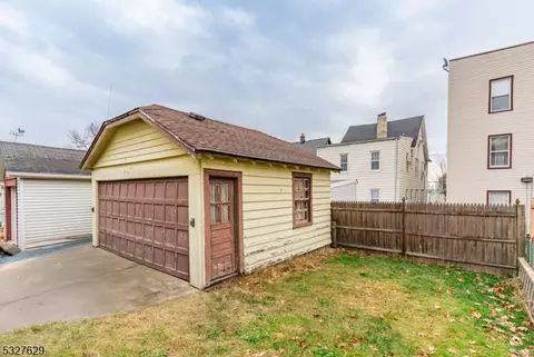 466 Devon St, Kearny, NJ 07032 photo 19