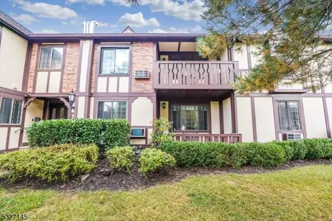 6 Avon Ct # C, Chatham Twp, NJ 07928