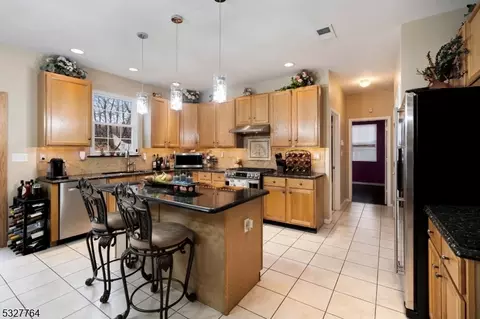 50 Atherton Ct, Wayne, NJ 07470 photo 19