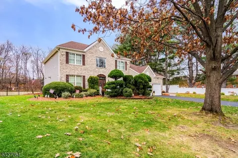 50 Atherton Ct, Wayne, NJ 07470 photo 3