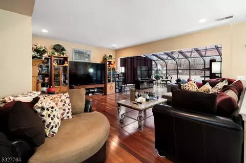 50 Atherton Ct, Wayne, NJ 07470 photo 25