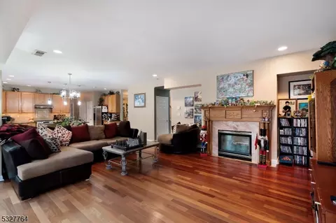 50 Atherton Ct, Wayne, NJ 07470 photo 27