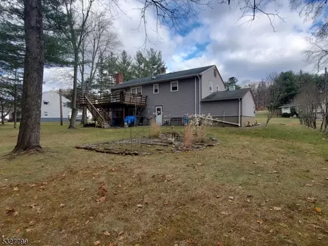 85 Darrow Dr, North Haledon, NJ 07508 photo 4
