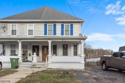 20 Jackson Ave, Washington, NJ 07882