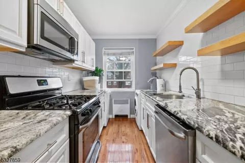 44 W Roselle Ave # D, Roselle Park, NJ 07204