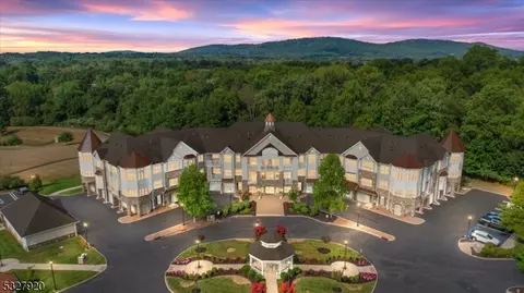 2103 Berry Farm Rd, Whitehouse Station, NJ 08889