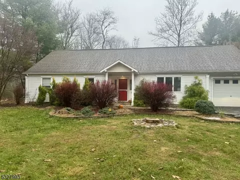 320 Wagon Wheel Rd, Montague, NJ 07827