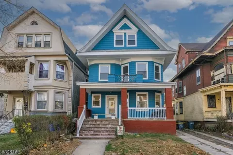 164 N 18th St, East Orange, NJ 07017