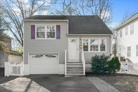 95 Lake Shore Dr, Parsippany-troy Hills Twp, NJ 07034