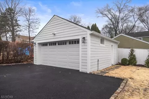 24 Russell Pl, Summit, NJ 07901 photo 36