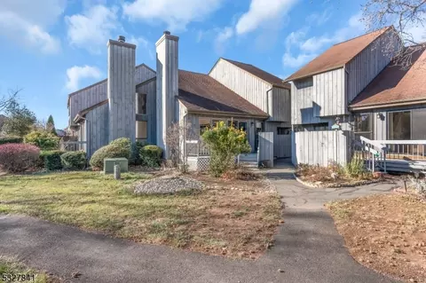 251 Gemini Dr #4A, Hillsborough, NJ 08844