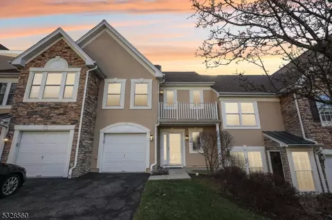 79 Magnolia Way, North Haledon, NJ 07508