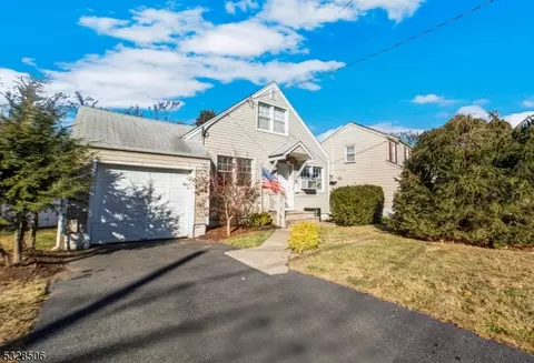 7 Beverly Ct, Belleville, NJ 07109