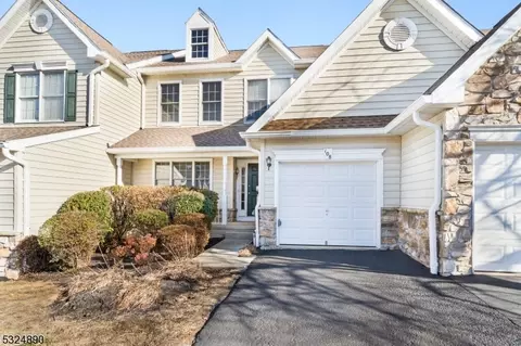 108 Patriot Hill Dr, Bernards, NJ 07920
