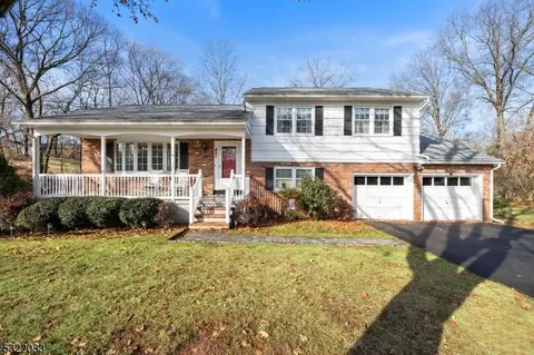 431 Stony Brook Dr, Bridgewater, NJ 08807