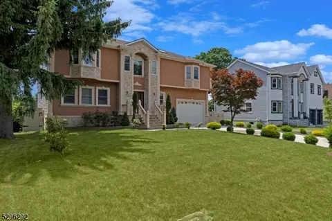 72 Salem St, Edison, NJ 08820