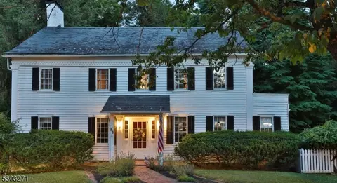 55 Main St, Califon, NJ 07830