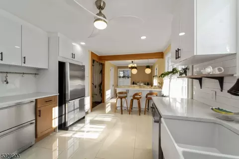 6 Shady Ter, Wayne, NJ 07470 photo 4