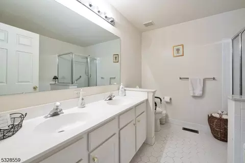 11 Carter Rd #11, Haskell, NJ 07420 photo 13