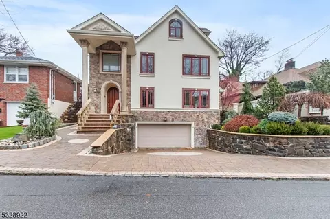 19 Oakdene Ave, Cliffside Park, NJ 07010