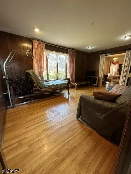73 Colonial Rd, Wayne, NJ 07470 photo 14