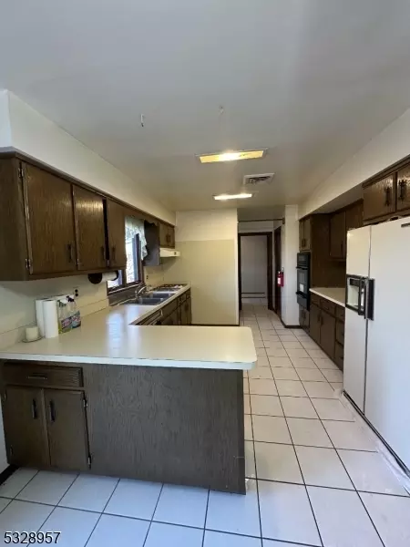 73 Colonial Rd, Wayne, NJ 07470 photo 17