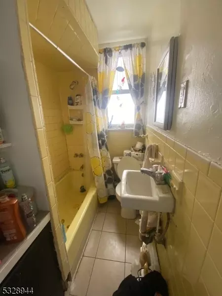 237 Ackerman Ave, Clifton, NJ 07011 photo 7