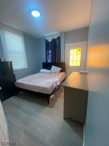 237 Ackerman Ave, Clifton, NJ 07011 photo 11