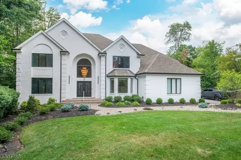 8 Woodshire Ter, Montville Twp, NJ 07082