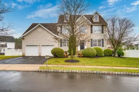 100 Timberhill Dr, Princeton, NJ 08540