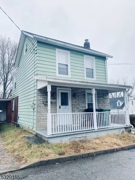 17 S Wandling Ave, Washington, NJ 07882