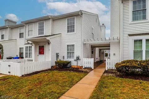 115 Almond Dr, Somerset, NJ 08873