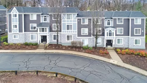 79 Village Dr, Morristown, NJ 07960