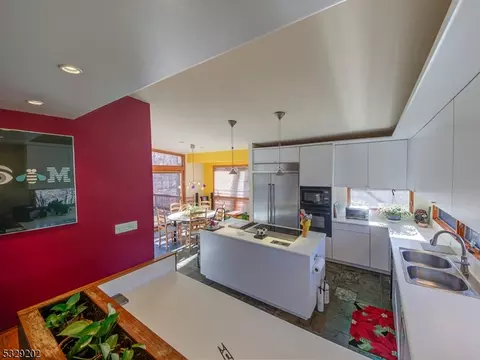 628 Indian Rd, Wayne, NJ 07470 photo 9