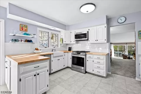 322 Hackett Rd, Hampton, NJ 08827 photo 5