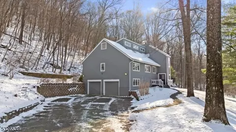 322 Hackett Rd, Hampton, NJ 08827 photo 2