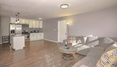 8 Maple Dr, Warwick, NY 10990 photo 7