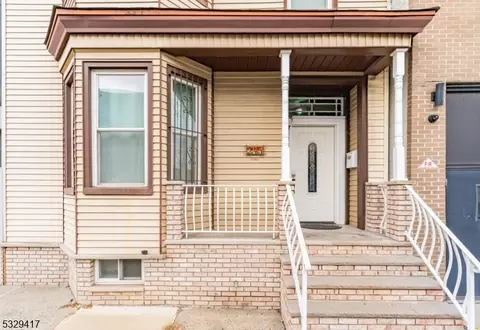 245 Elm St, Newark, NJ 07105