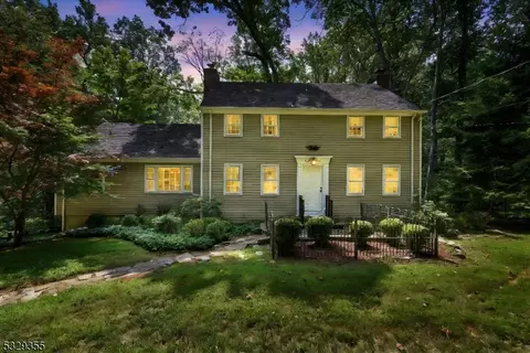 41 Herman Thau Rd, Clinton Twp, NJ 08801