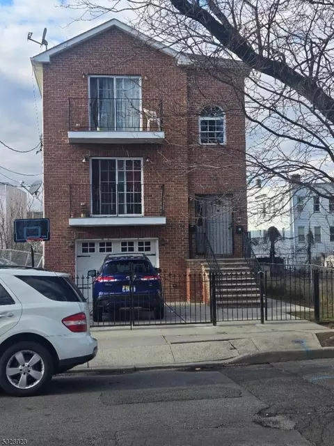 539 S 21st St, Irvington, NJ 07111