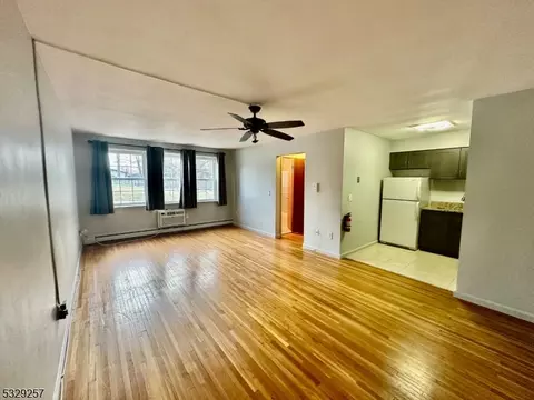 605 Grove St #9, Clifton, NJ 07013