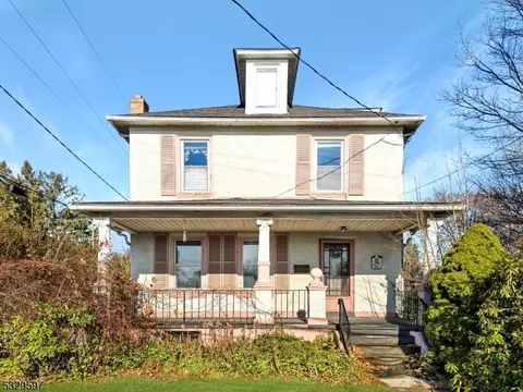 755 High St, Alpha, NJ 08865
